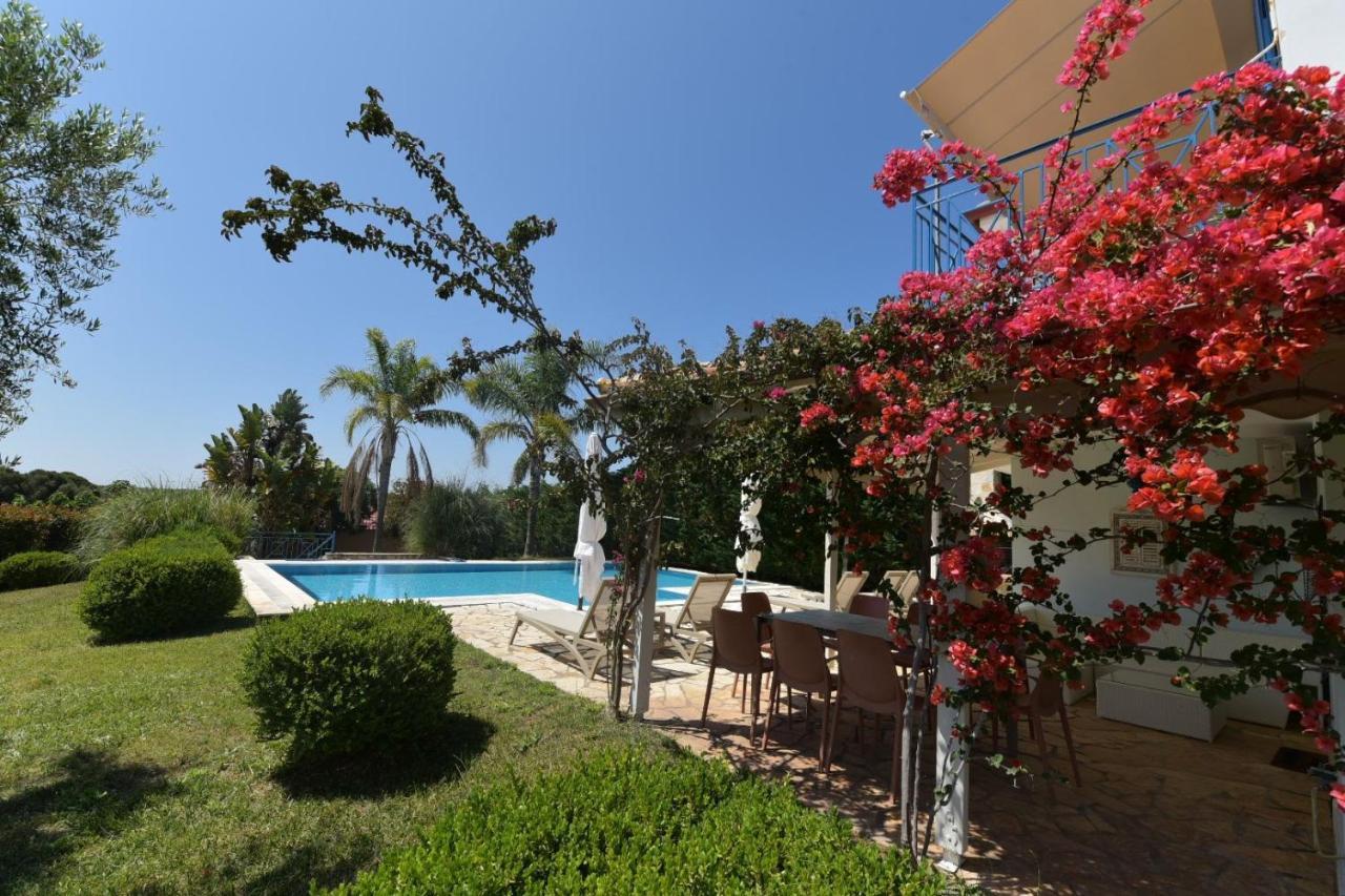 Iridia Resort Villas Foiníki المظهر الخارجي الصورة